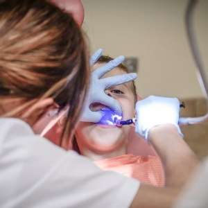 Family Dentist in Toronto: Tooth-Friendly and Healthy Lunches for Your Kids 