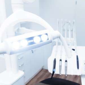 What Warrants a Visit to an Emergency Dental Clinic in Toronto